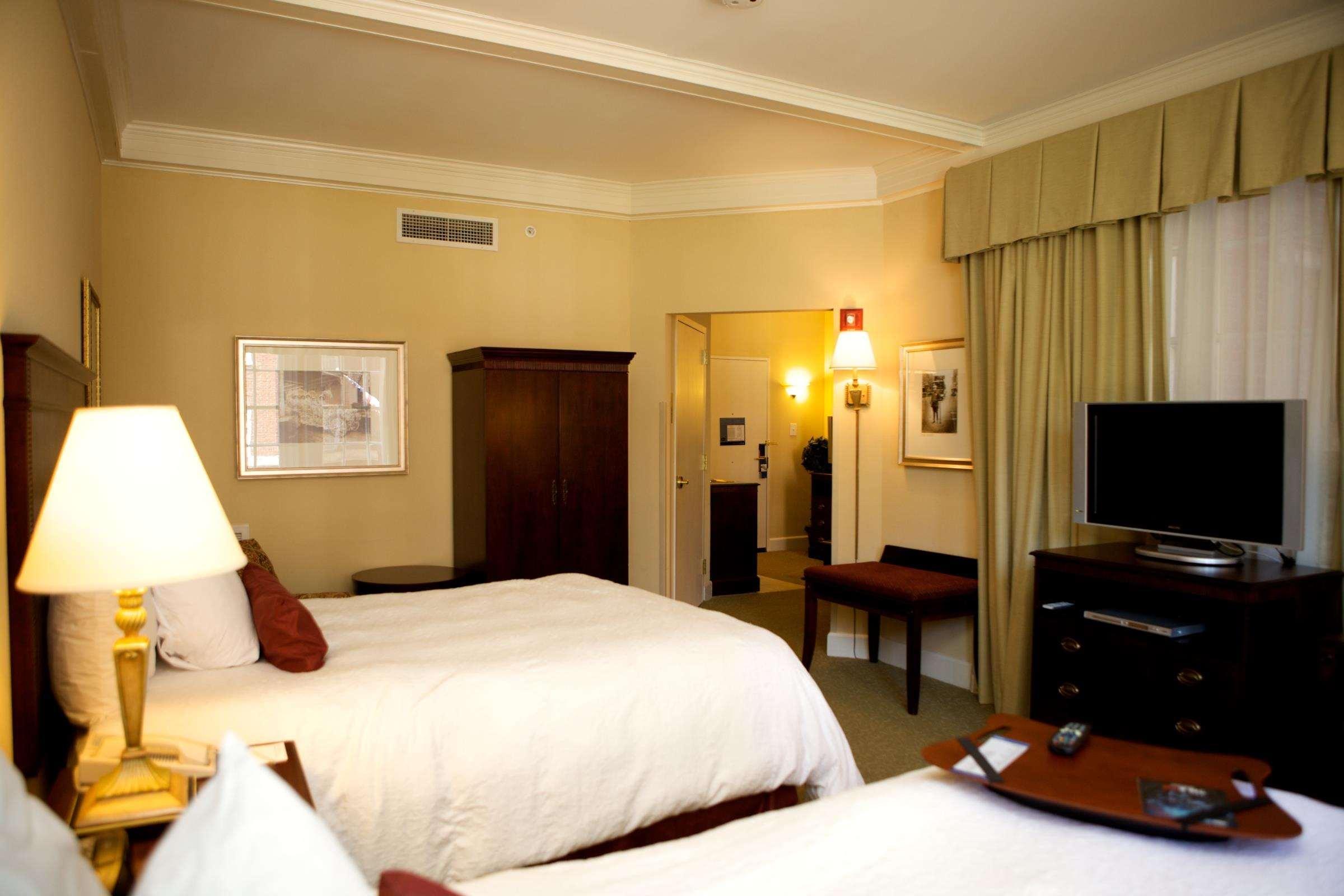 Hampton Inn & Suites Birmingham-Downtown-Tutwiler Екстер'єр фото