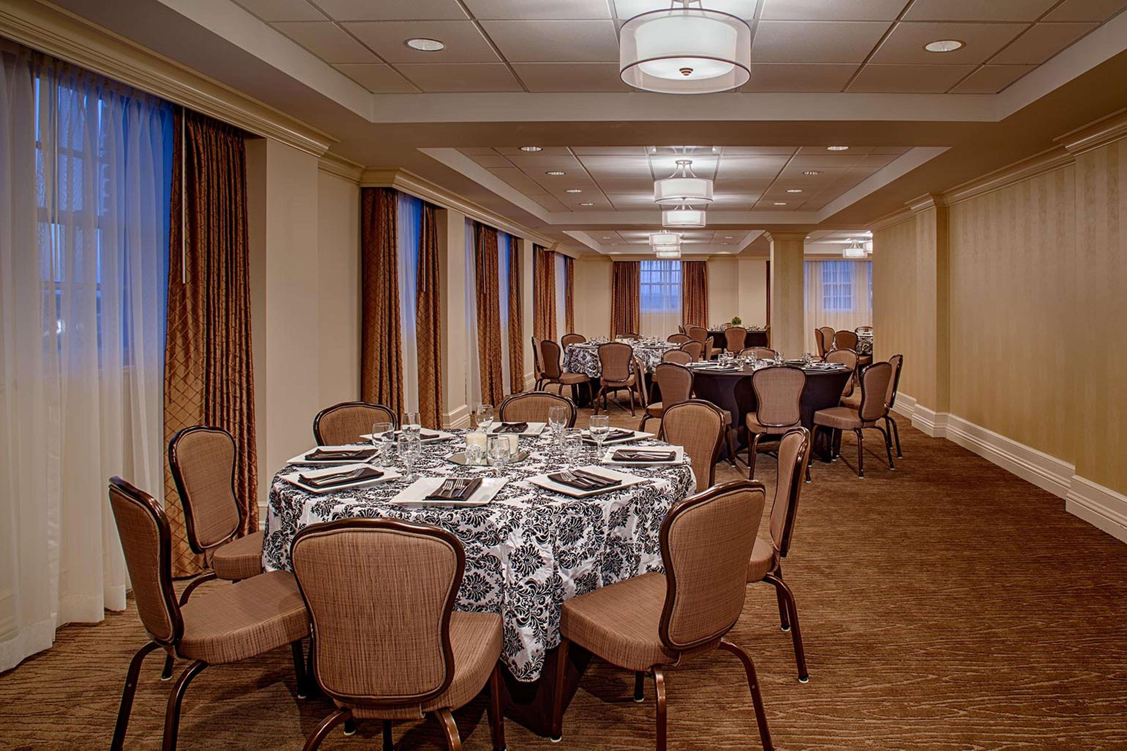 Hampton Inn & Suites Birmingham-Downtown-Tutwiler Екстер'єр фото