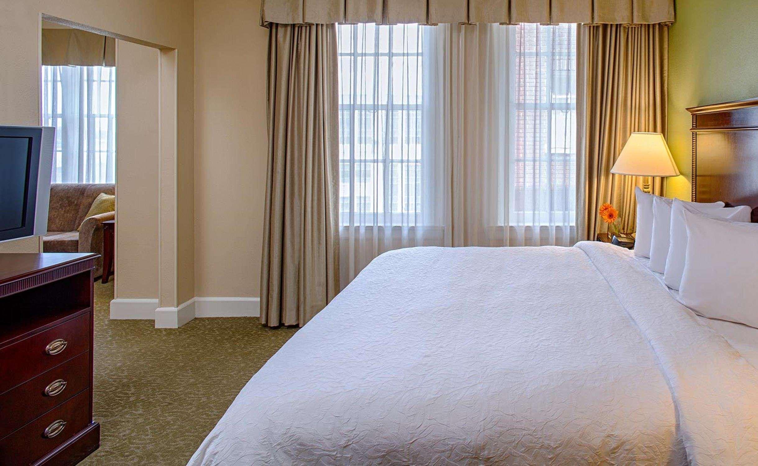 Hampton Inn & Suites Birmingham-Downtown-Tutwiler Екстер'єр фото