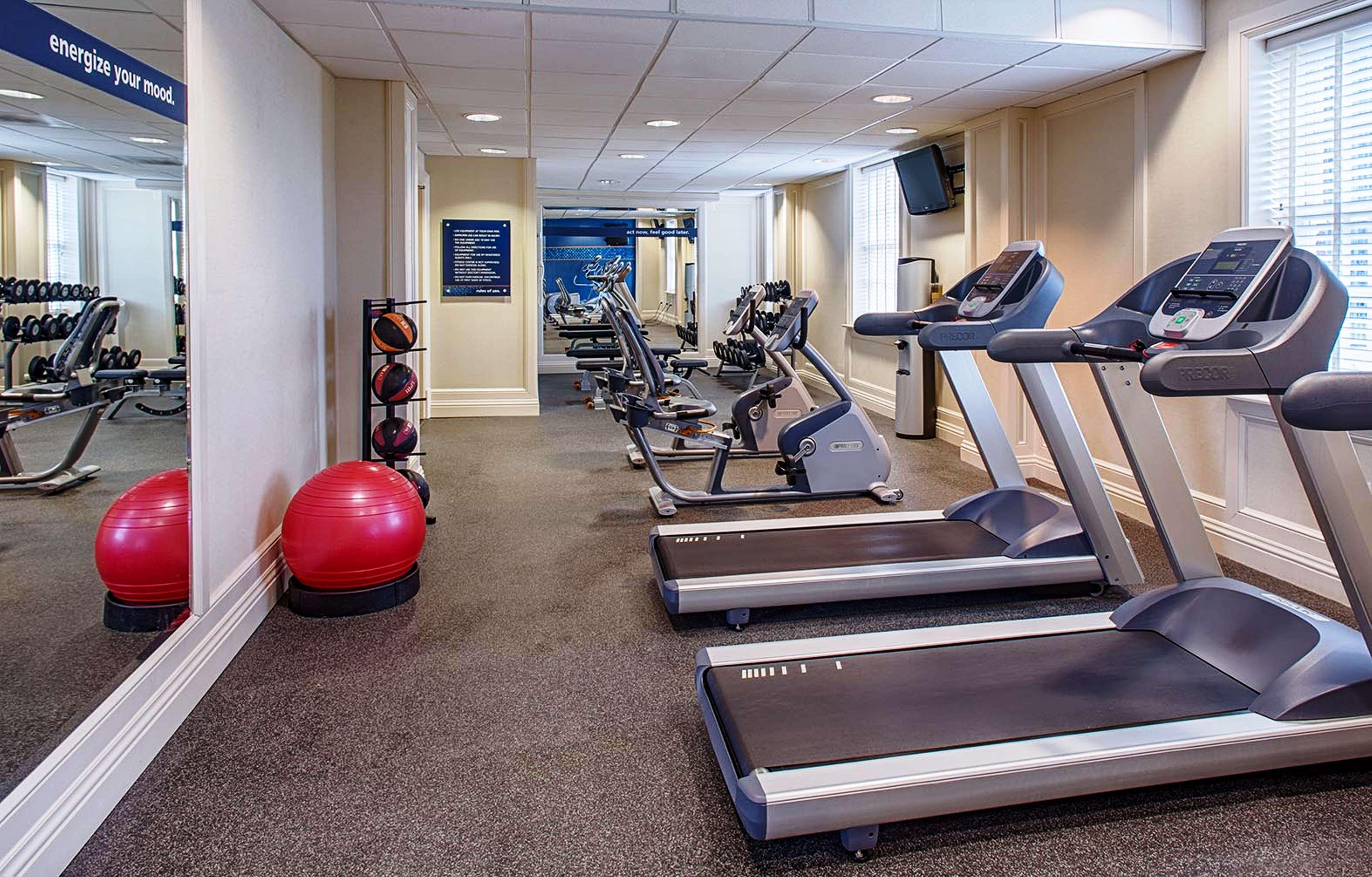 Hampton Inn & Suites Birmingham-Downtown-Tutwiler Екстер'єр фото