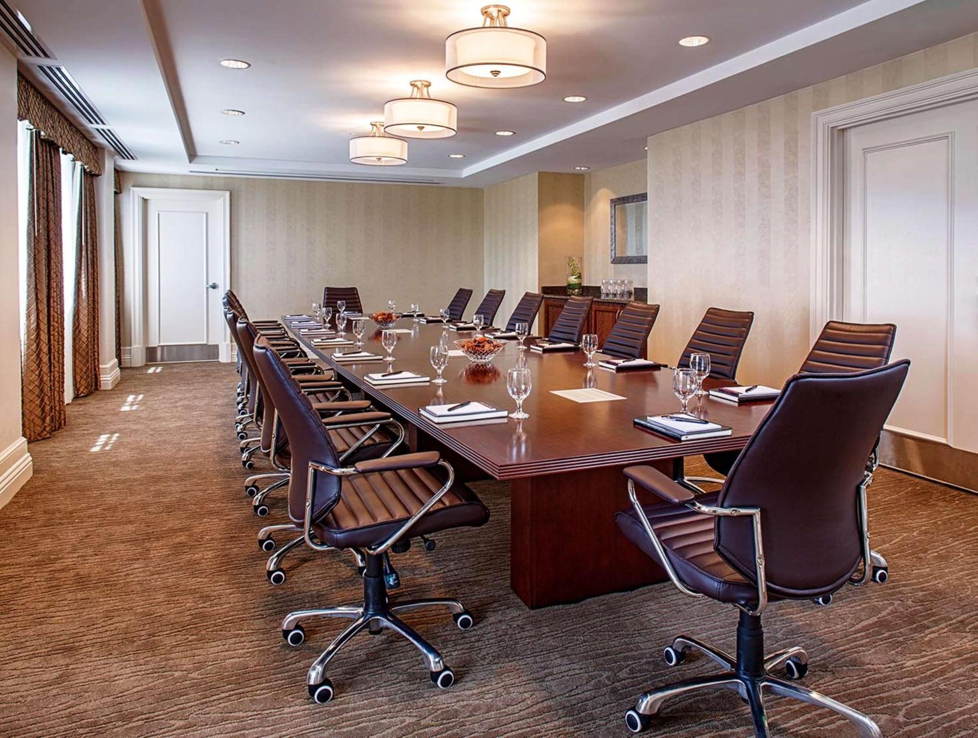 Hampton Inn & Suites Birmingham-Downtown-Tutwiler Екстер'єр фото