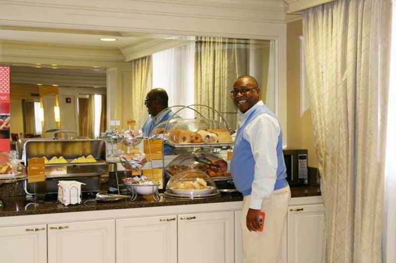 Hampton Inn & Suites Birmingham-Downtown-Tutwiler Ресторан фото
