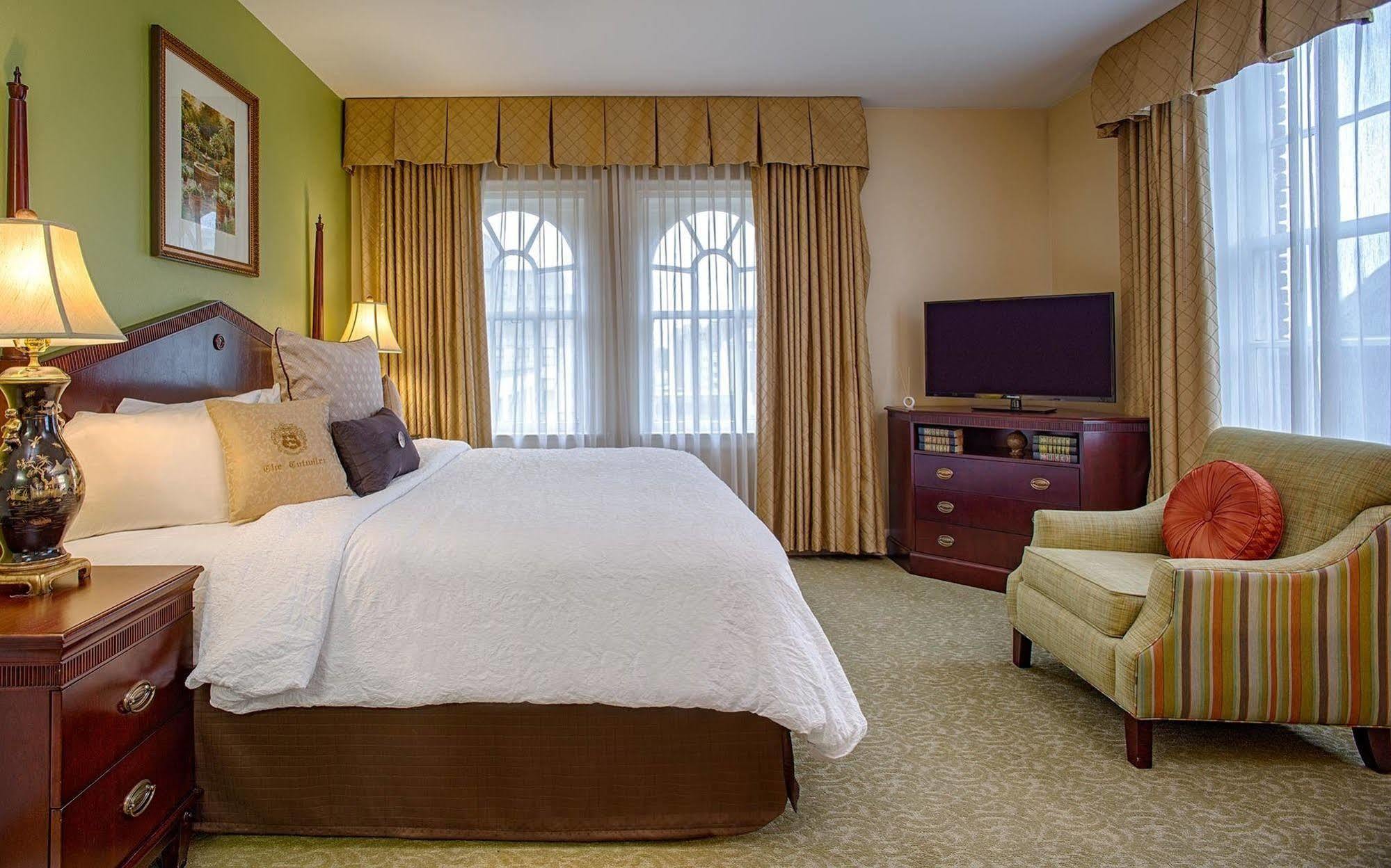 Hampton Inn & Suites Birmingham-Downtown-Tutwiler Екстер'єр фото